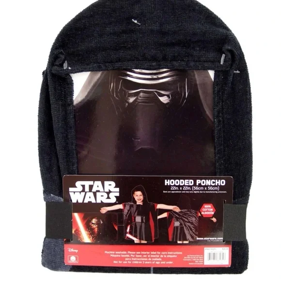 Star Wars Kylo Ren Hooded Poncho Bath Towel for Kids 22" x 22" NEW - Picture 2 of 3